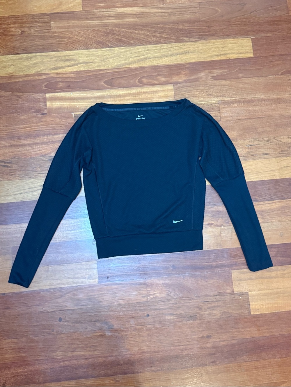 Nike Black Women's Long-Sleeve Mesh Crew Sweatshirt